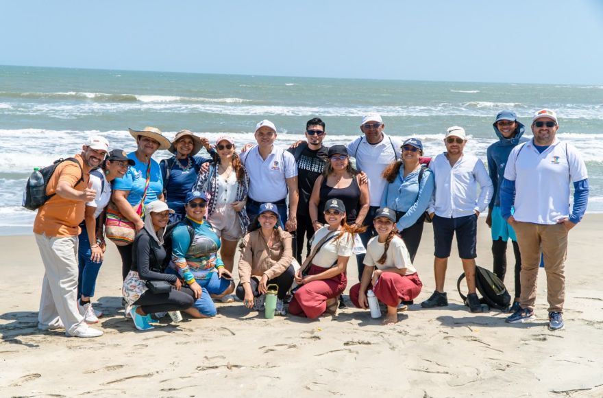 Gobernación abre oportunidades comerciales para el turismo comunitario de Punta Astilleros