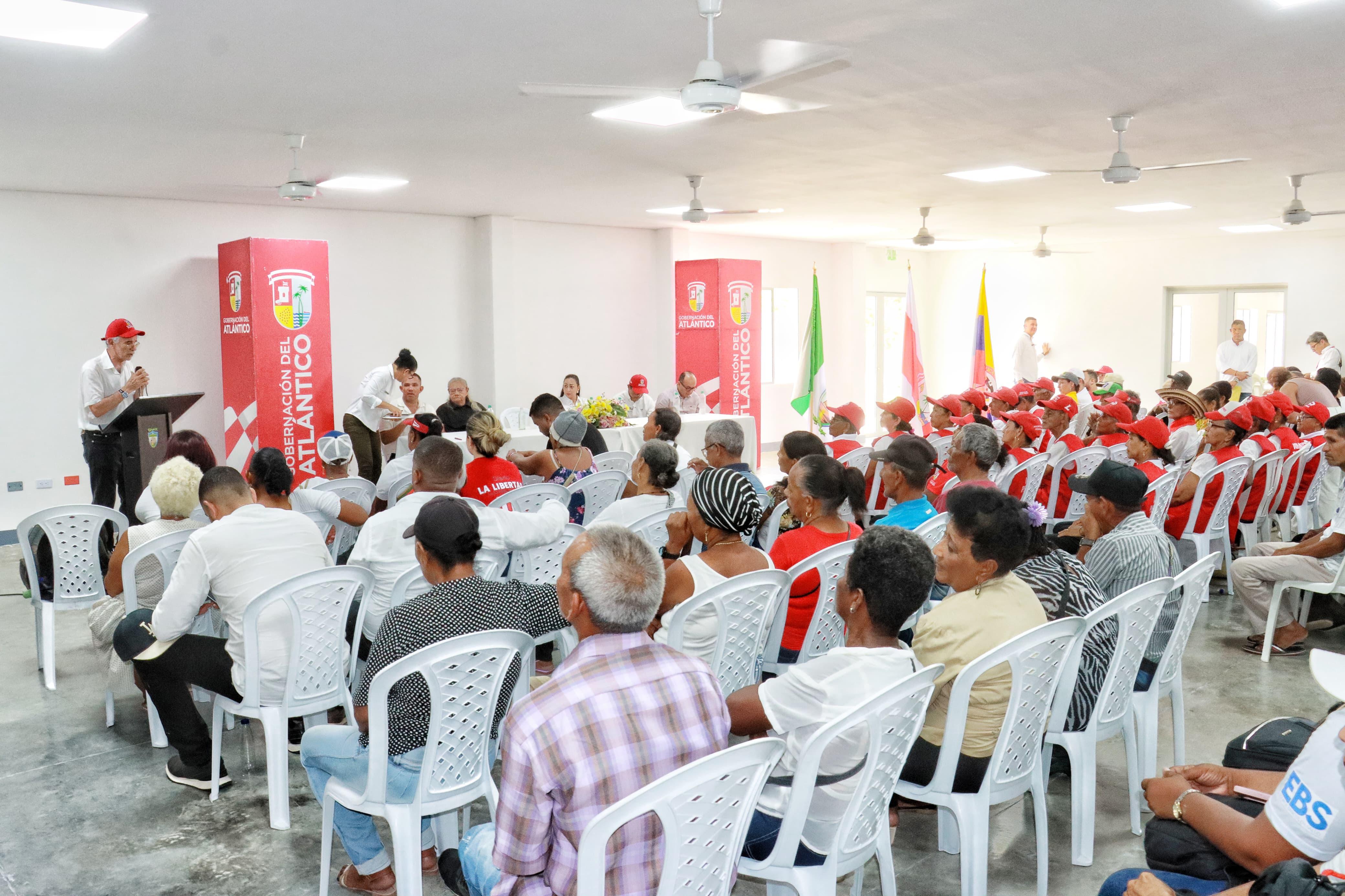 Gobernación del Atlántico entrega moderno Centro de Vida para personas mayores de Repelón