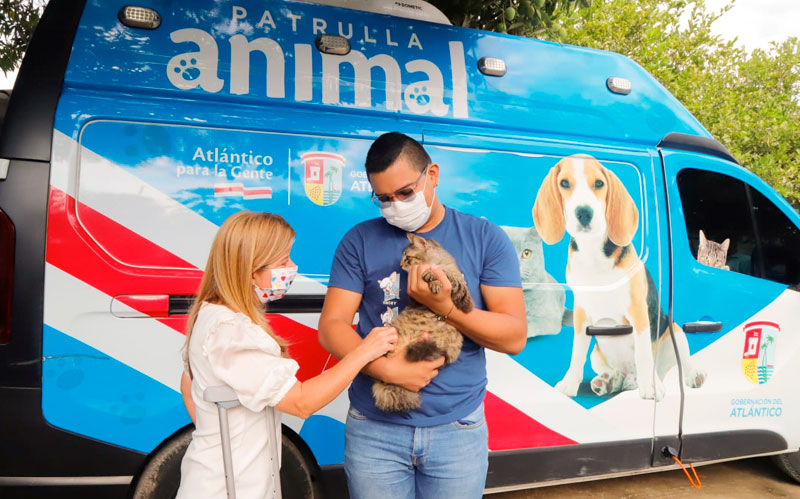 Fotografía Gobernadora Elsa Noguera Con Mascota