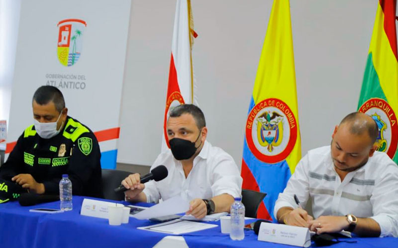 Fotografía Secretario del Interior Yesid Turbay con autoridades departamentales