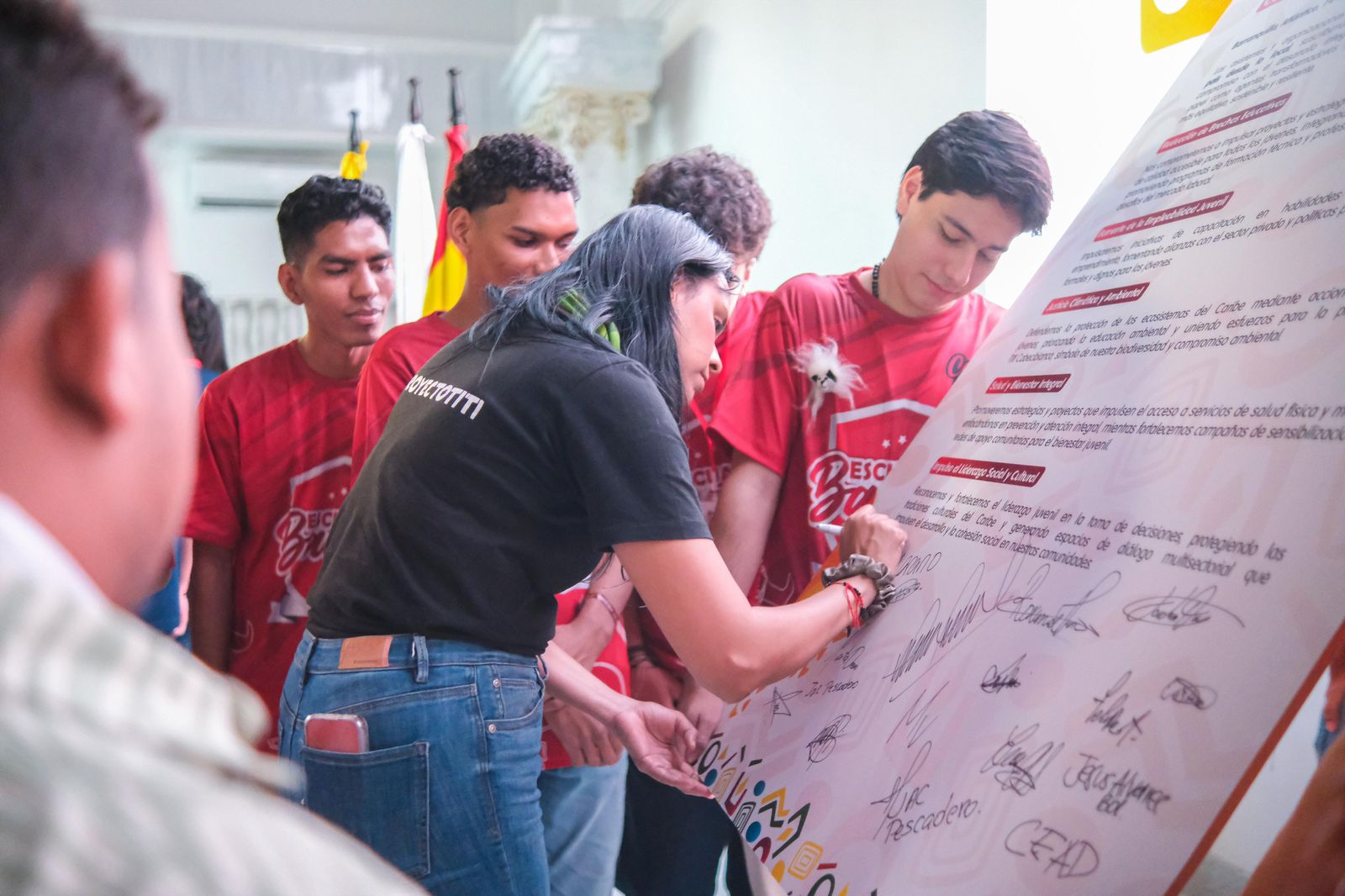 Atlántico se alista para la Cumbre Caribe Joven 2025: liderazgo y tecnología para transformar la región Atlántico se alista para la Cumbre Caribe Joven 2025: liderazgo y tecnología para transformar la región