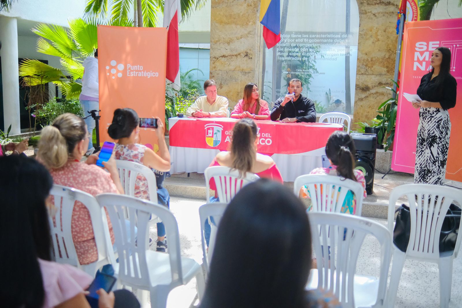 Rueda de prensa del lanzamiento de Semana T c67