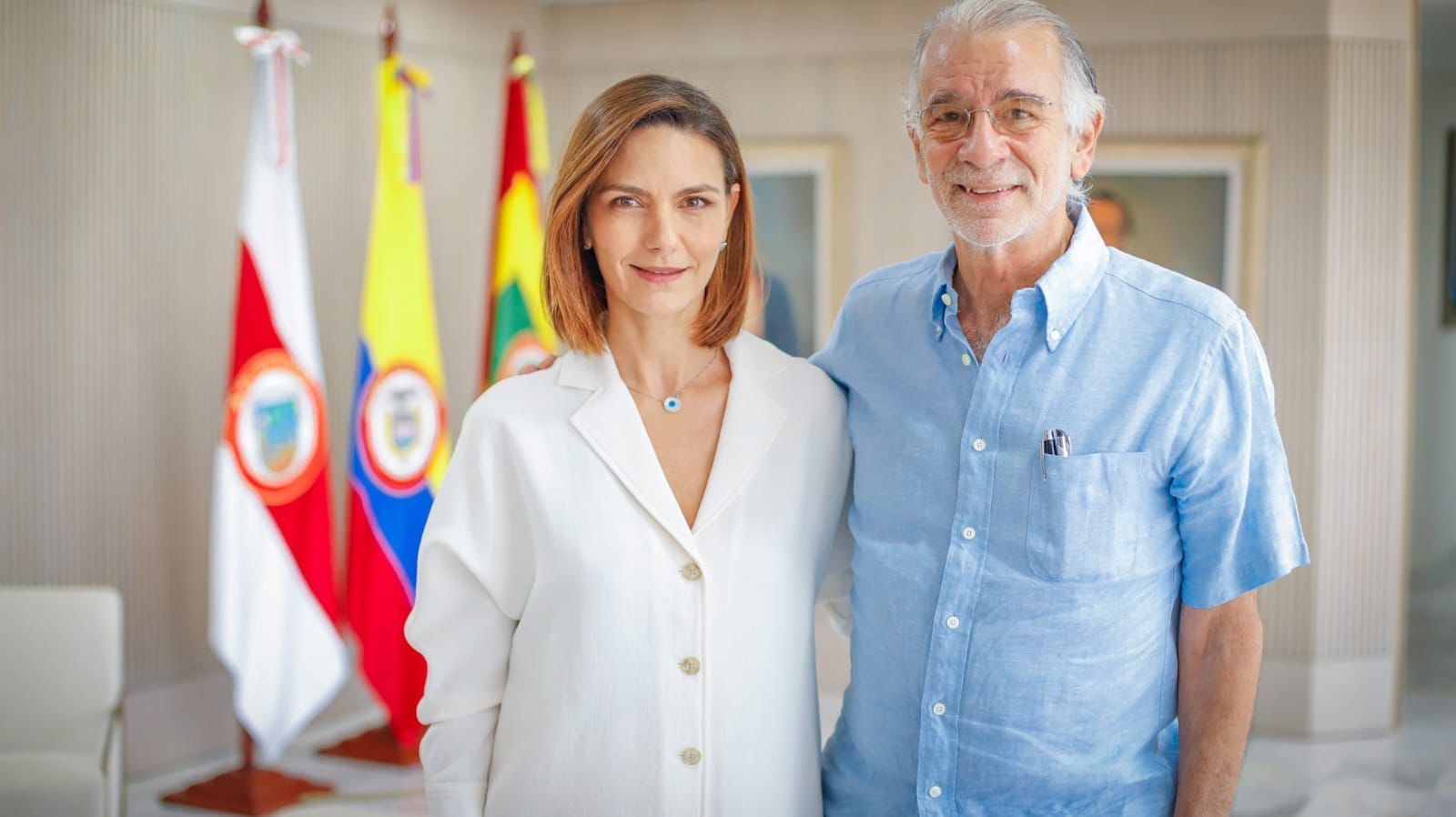 Gobernador Verano y Cristina Espinosa, nueva secretaria TIC c70