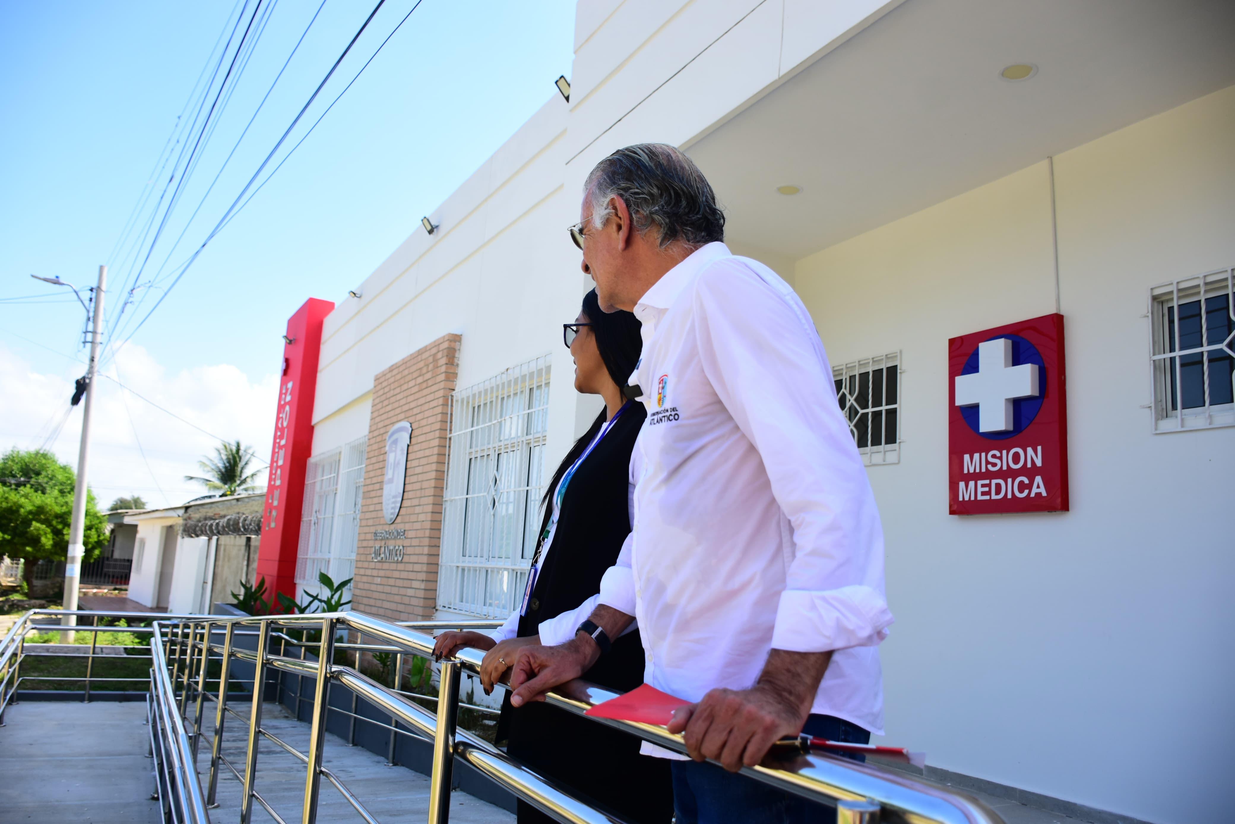 Mujeres ya pueden parir en Repelón: gobernador Eduardo Verano entrega el hospital municipal renovado Mujeres ya pueden parir en Repelón: gobernador Eduardo Verano entrega el hospital municipal renovado