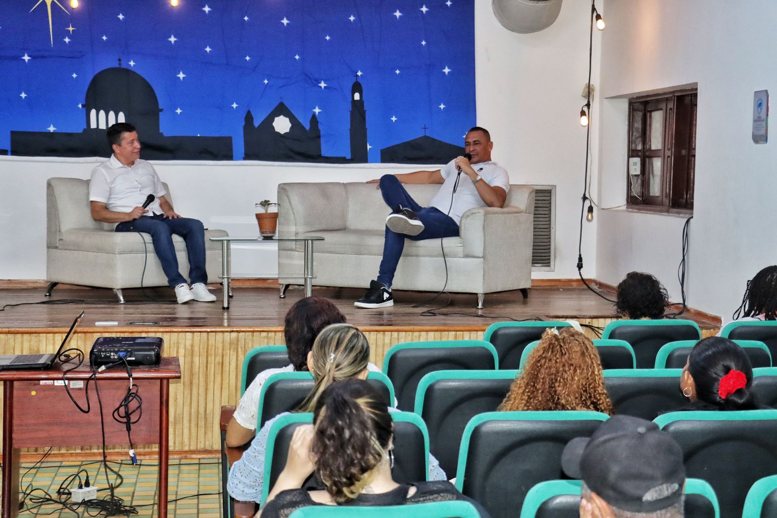 Gobernación del Atlántico invita al Gran Bazar Literario en la Biblioteca Pública Departamental Meira Delmar Gobernación del Atlántico invita al Gran Bazar Literario en la Biblioteca Pública Departamental Meira Delmar