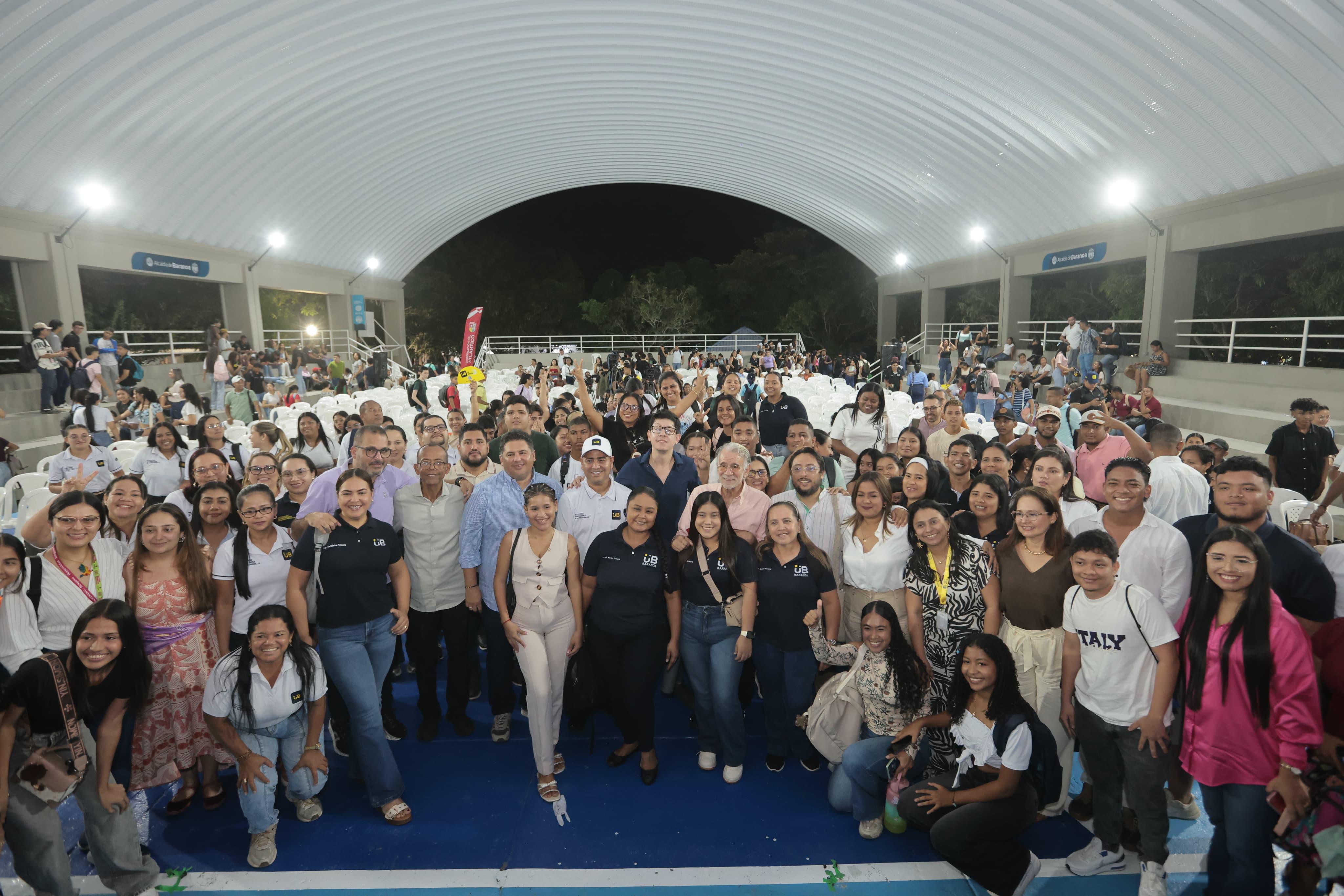 1.500 jóvenes de los pueblos ingresan a la educación superior gratuita: la meta del Gobierno Verano: 10.000 1.500 jóvenes de los pueblos ingresan a la educación superior gratuita: la meta del Gobierno Verano: 10.000