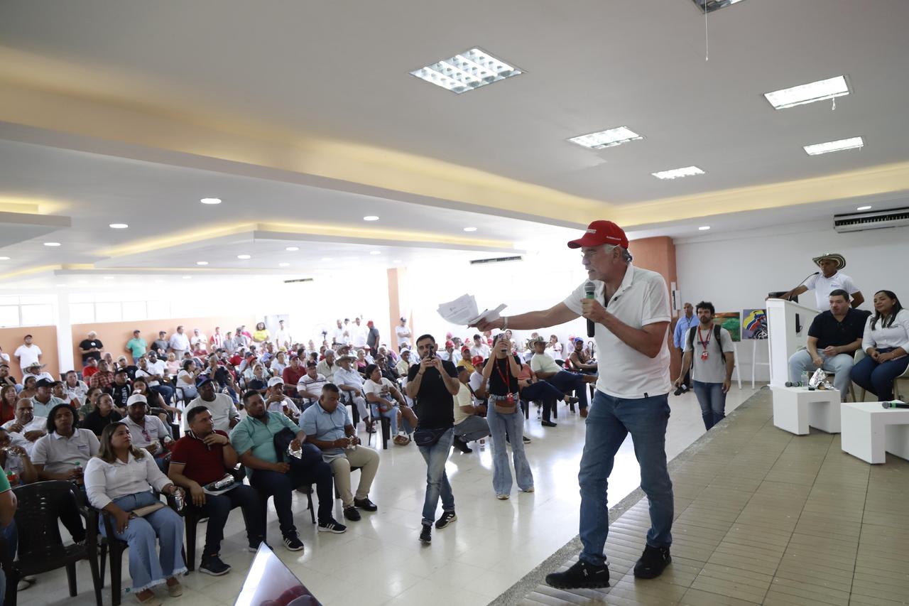 Gobernador Verano en socialización de evento c87