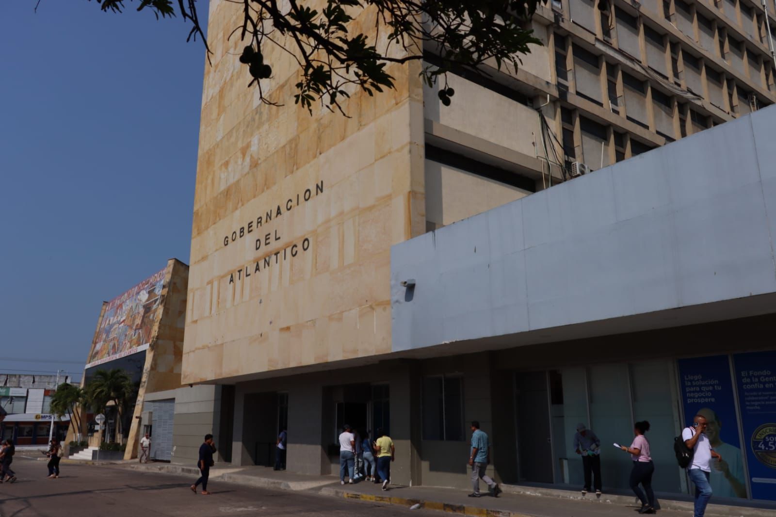 Gobernación del Atlántico intensifica campaña ‘Cero pólvora, cero drama’ ante incremento de adultos quemados bajo los efectos del alcohol Gobernación del Atlántico intensifica campaña ‘Cero pólvora, cero drama’ ante incremento de adultos quemados bajo los efectos del alcohol