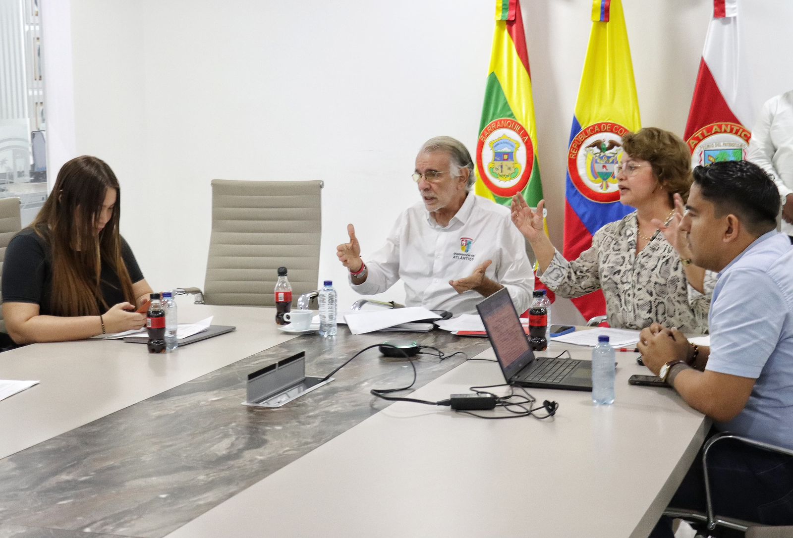 Ante señalamiento de certificación falsa, la rectoría de Leyton Barrios es insostenible: gobernador Eduardo Verano Ante señalamiento de certificación falsa, la rectoría de Leyton Barrios es insostenible: gobernador Eduardo Verano