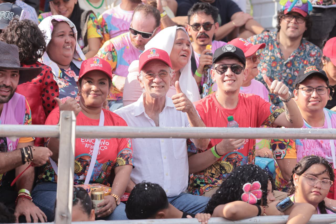 La convivencia estuvo de fiesta carnavalera, en Sabanalarga