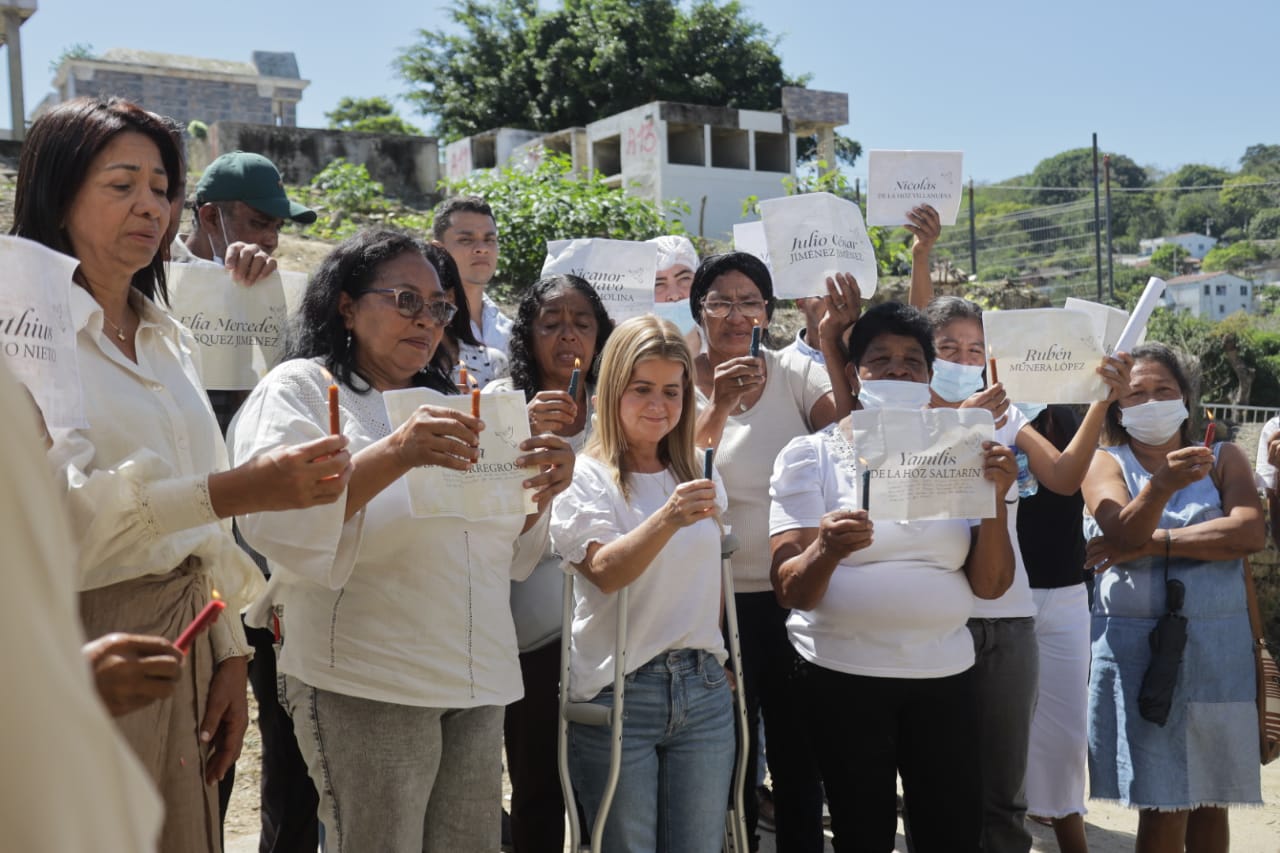 Atlantico Ayudas humanitarias arriendos y apoyo psicosocial damnificados en Piojo