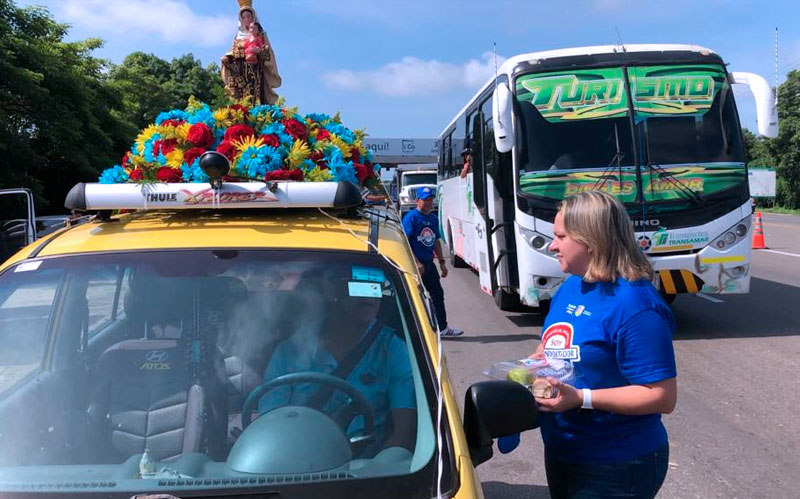 Fotografía de la directora del Transito Departamental en vías del Atlántico