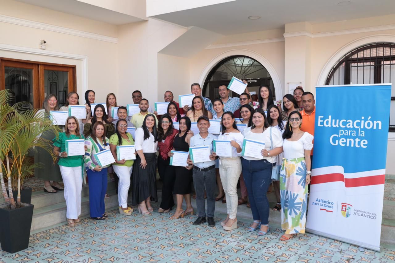 Atlantico Docentes del Atlantico se certifican en co-creacion e innovacion