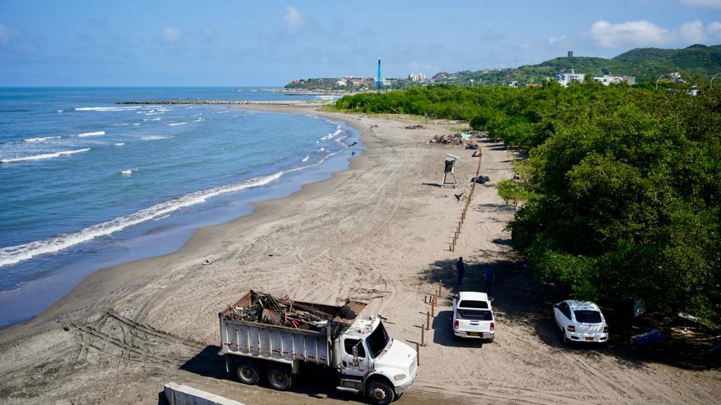 Dentro de la intervención integral del Malecón del Mar en Puerto Colombia, la administración departamental recuperó el ecosistema del manglar en el municipio. Atlantico Gobernacion del Atlantico recupero zona de mangles en Puerto Colombia