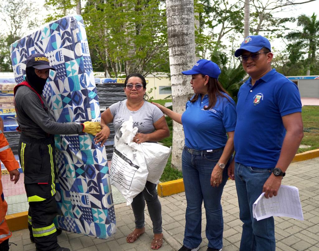 Atlantico ayudas humanitarias a familias afectadas por vendaval en Usiacuri