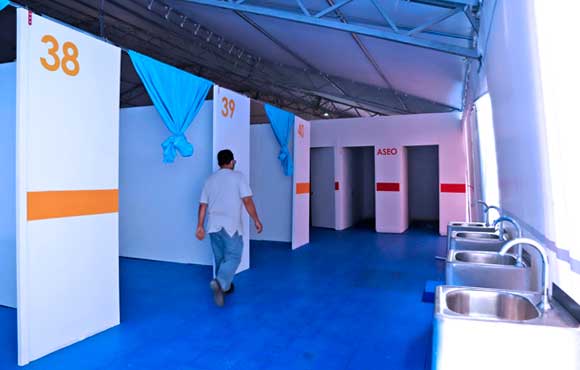 Gobernación recibe hospital de emergencia para atender pacientes con COVID-19