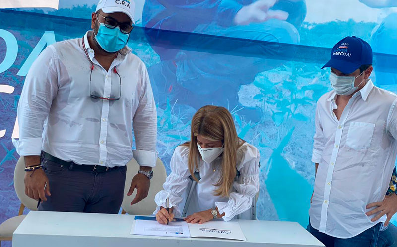 "Con financiación y más agua para riego seguimos cumpliéndole al campo": Elsa Noguera