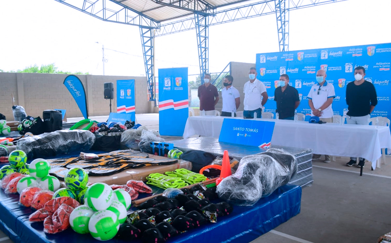 Indeportes inició maratónica jornada de entrega de implementación deportiva en los municipios