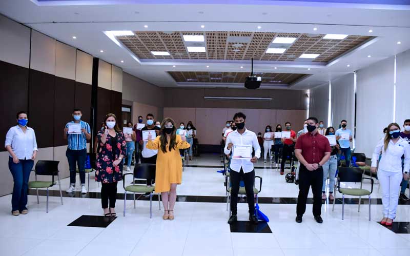 Gobernación entregó 60 becas para estudios en programas técnicos y tecnológicos