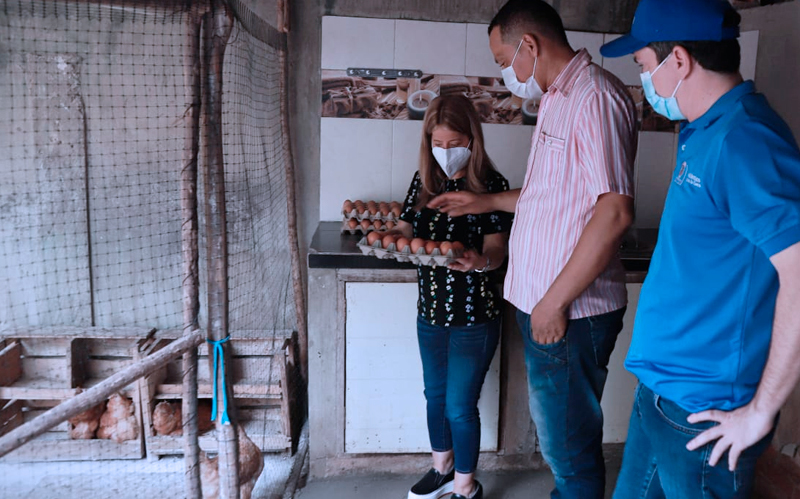 "Con el programa 'Patios Caseros Productivos', estamos fortaleciendo la seguridad alimentaria de 450 familias atlanticenses": Elsa Noguera