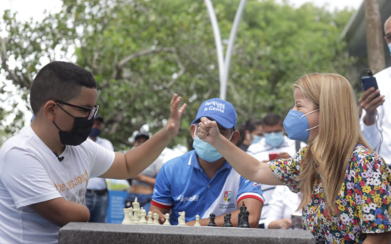 Los 'Parques para la Gente' entregados están llevando deportes, recreación e integración comunitaria a 3 municipios