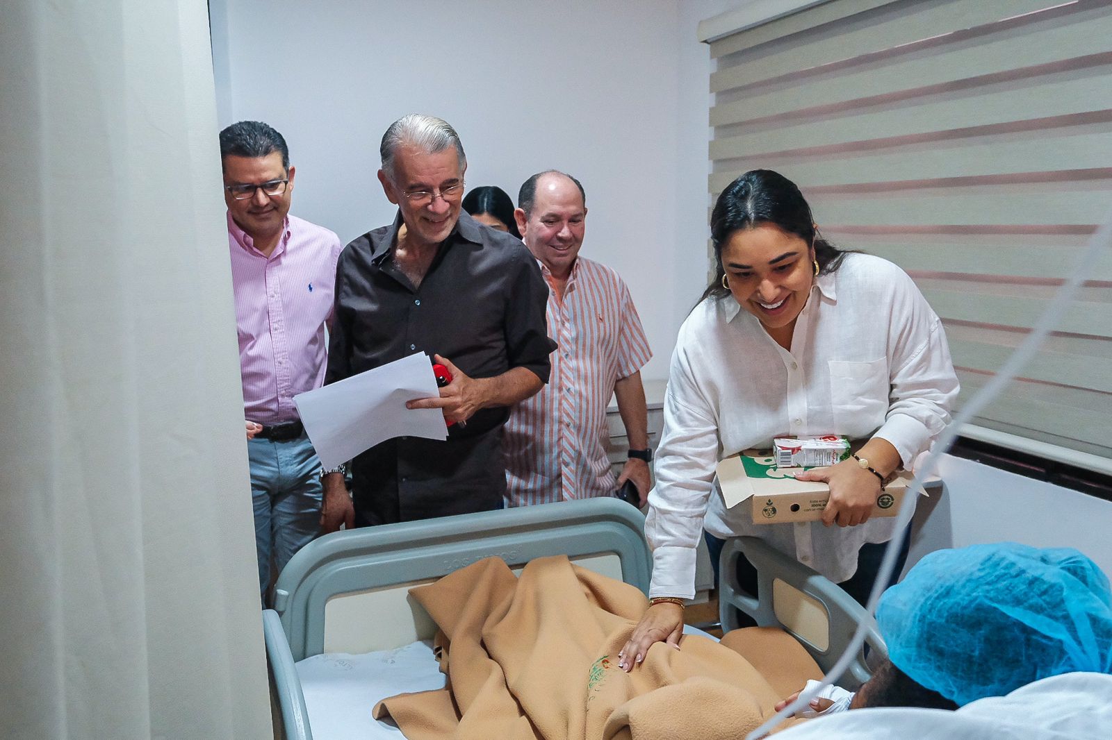 Gobernador del Atlántico visita a niños que se accidentaron en Tubará Feb-0069