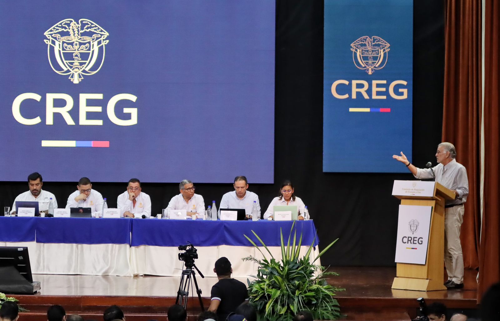 En gobernador durante la audiencia pública realizada por la Comisión de Regulación de Energía y Gas (Creg) en Barranquilla.