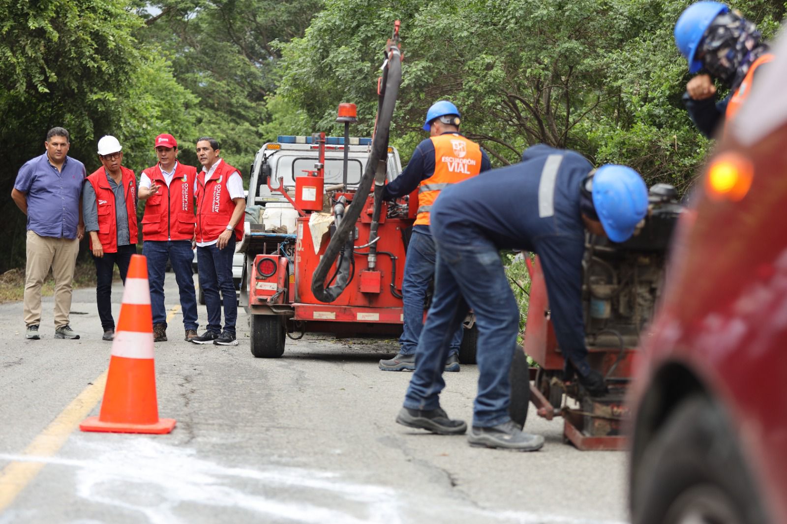 Inicio de la obra a la ejecución del Plan Vial de la administración del gobernador Eduardo Verano que incluye el mejoramiento y rehabilitación de 150 km de vías y el mantenimiento de 335 km de carreteras con una inversión que asciende a un billón de pesos.