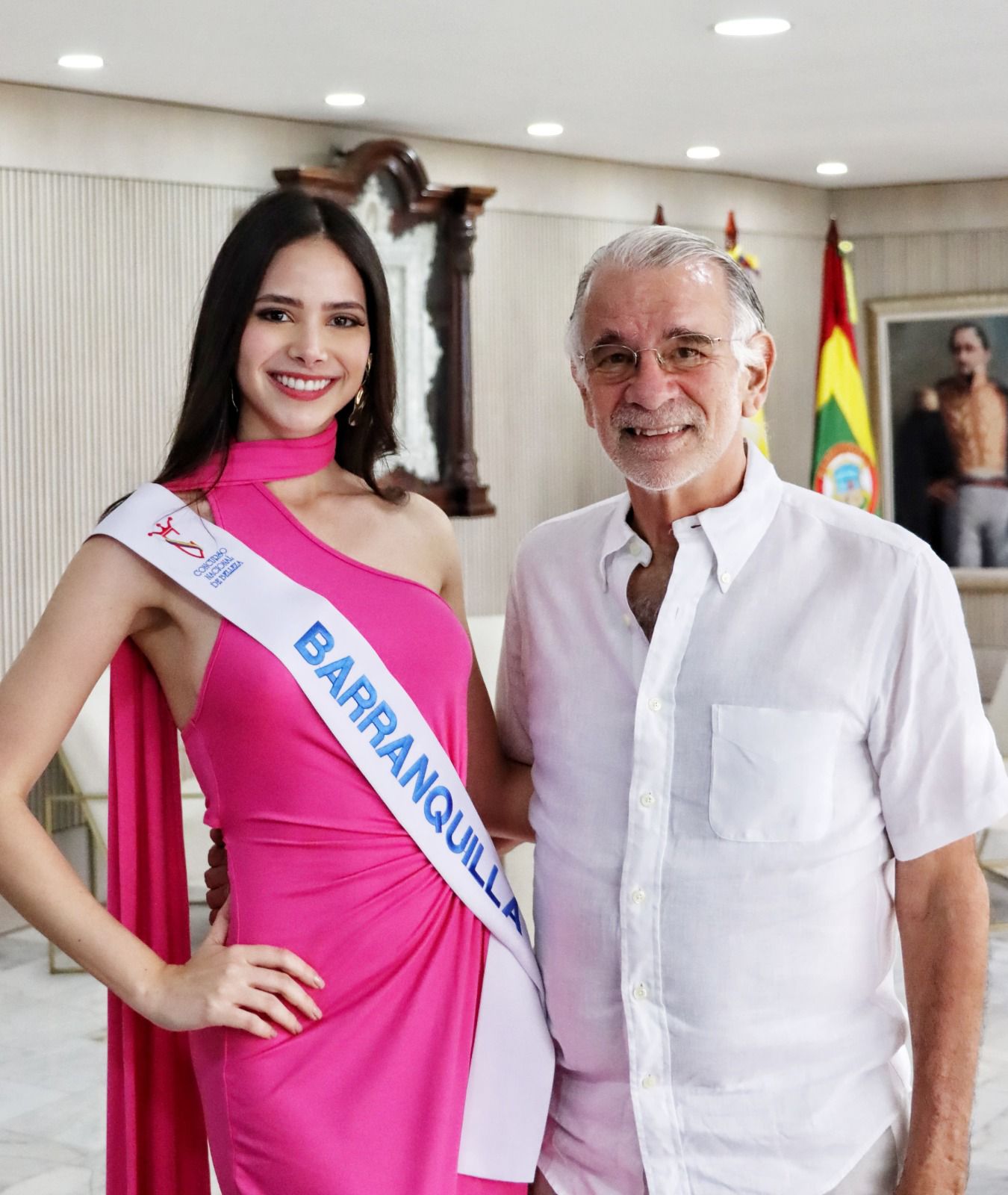 Gobernador Verano recibió visita de la señorita Barranquilla, Sharon Gamarra, representante al CNB en Cartagena