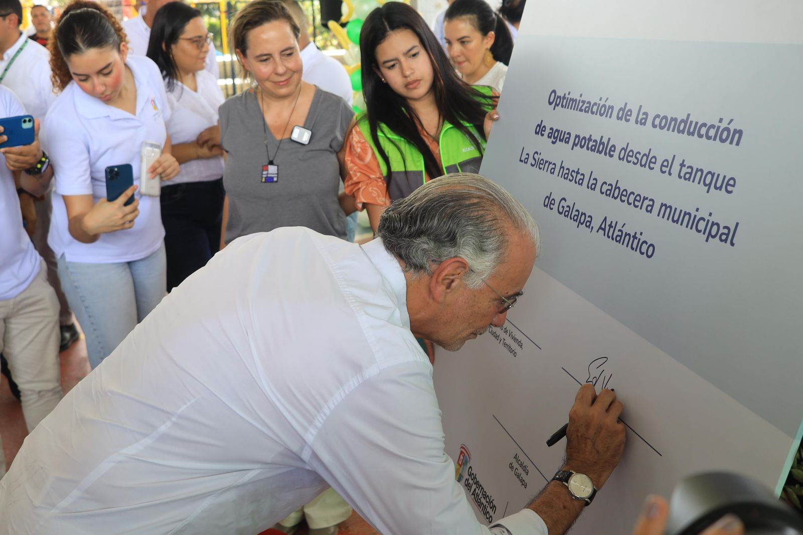Convenio entre Ministerio de Vivienda, Gobernación y Alcaldía de Galapa para aumentar suministro de agua a 57.650 habitantes
