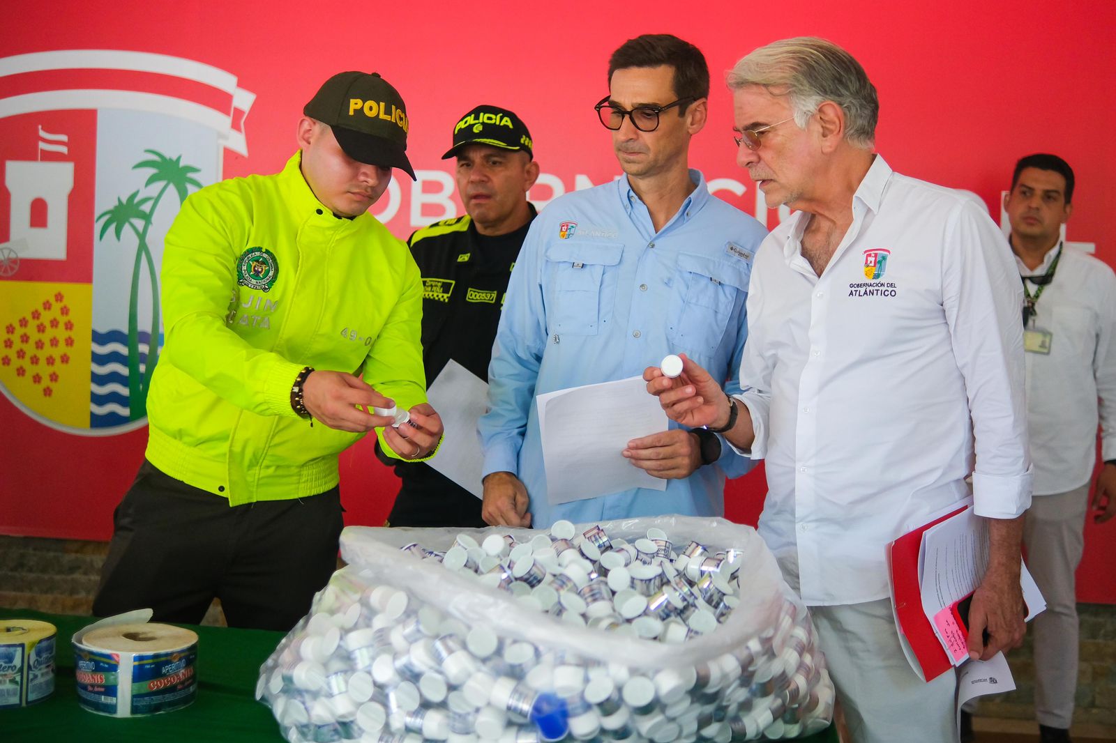 Gobernación y Policía asestan duro golpe contra el licor adulterado en el Atlántico